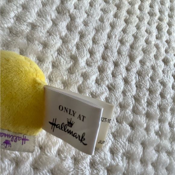 HALLMARK Itty Bitty Snow White Plush Disney Princess Stuffed Doll Toy - Picture 8 of 9